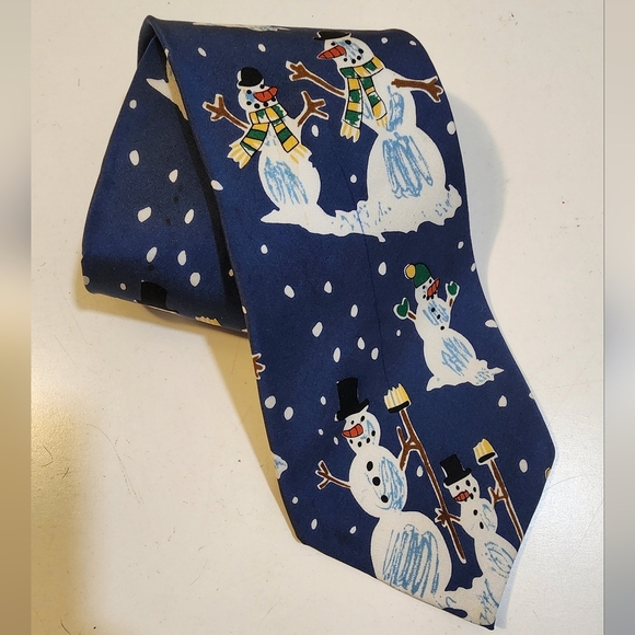 Save The Children Snow Men's Christmas Silk Tie - Picture 4 of 8